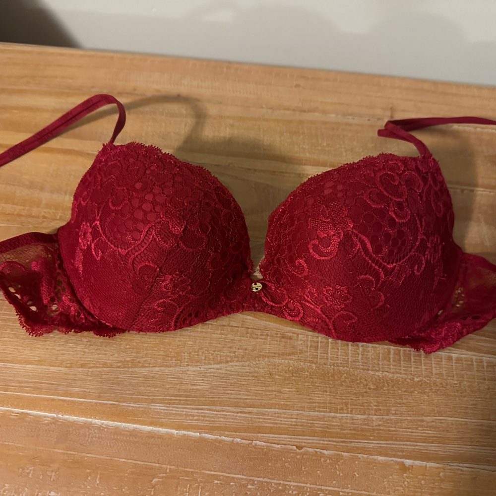 Victoria’s Secret bra